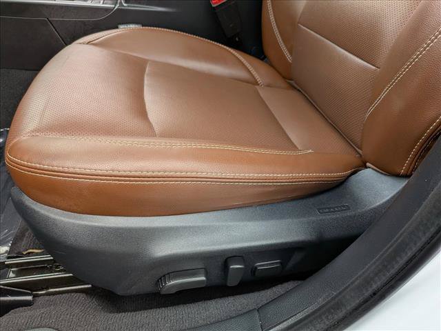 Used 2018 Subaru Outback 2.5i Touring AWD/4WD image 11