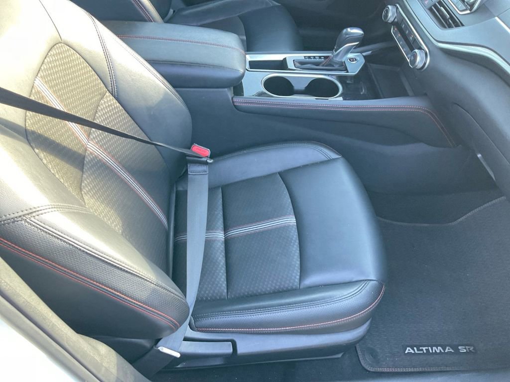 Used 2023 Nissan Altima 2.5 SR image 27