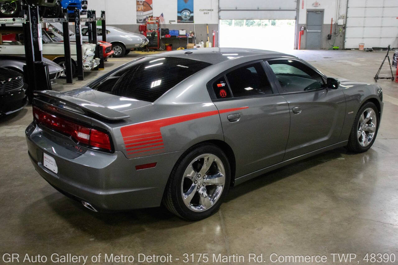 Used 2011 Dodge Charger R/T RWD image 7