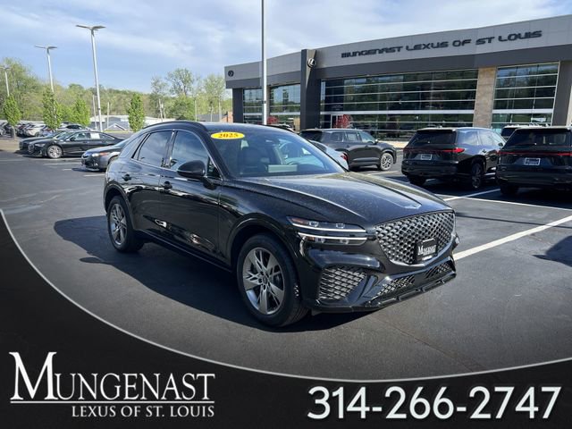 Used 2025 Genesis GV70 3.5T Sport AWD/4WD image 1