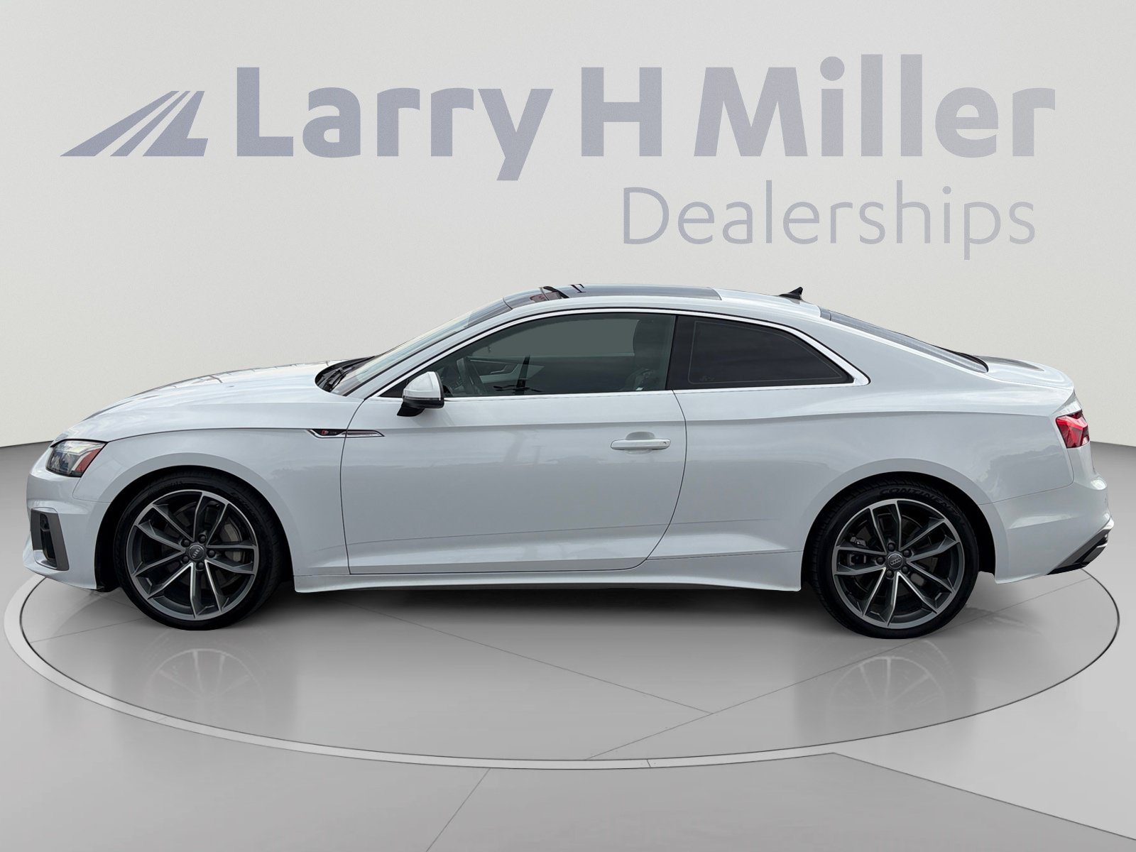 Used 2021 Audi A5 2.0T Premium Plus w/ Premium Plus AWD/4WD image 2