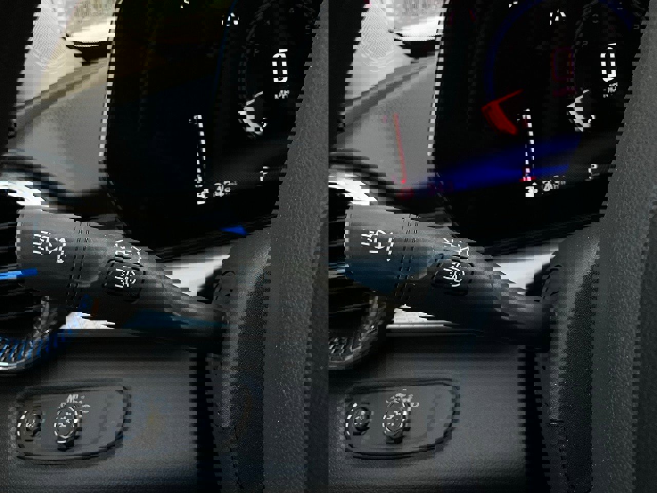 Used 2025 Chevrolet Trax LT image 34