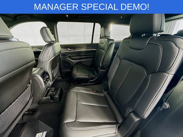 New 2026 Jeep Grand Cherokee L Limited AWD/4WD image 24