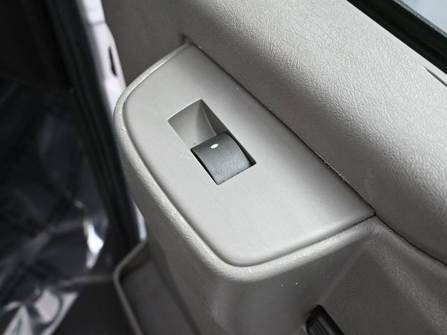 Used 2022 Chevrolet Express 2500 w/ Driver Convenience Package image 36