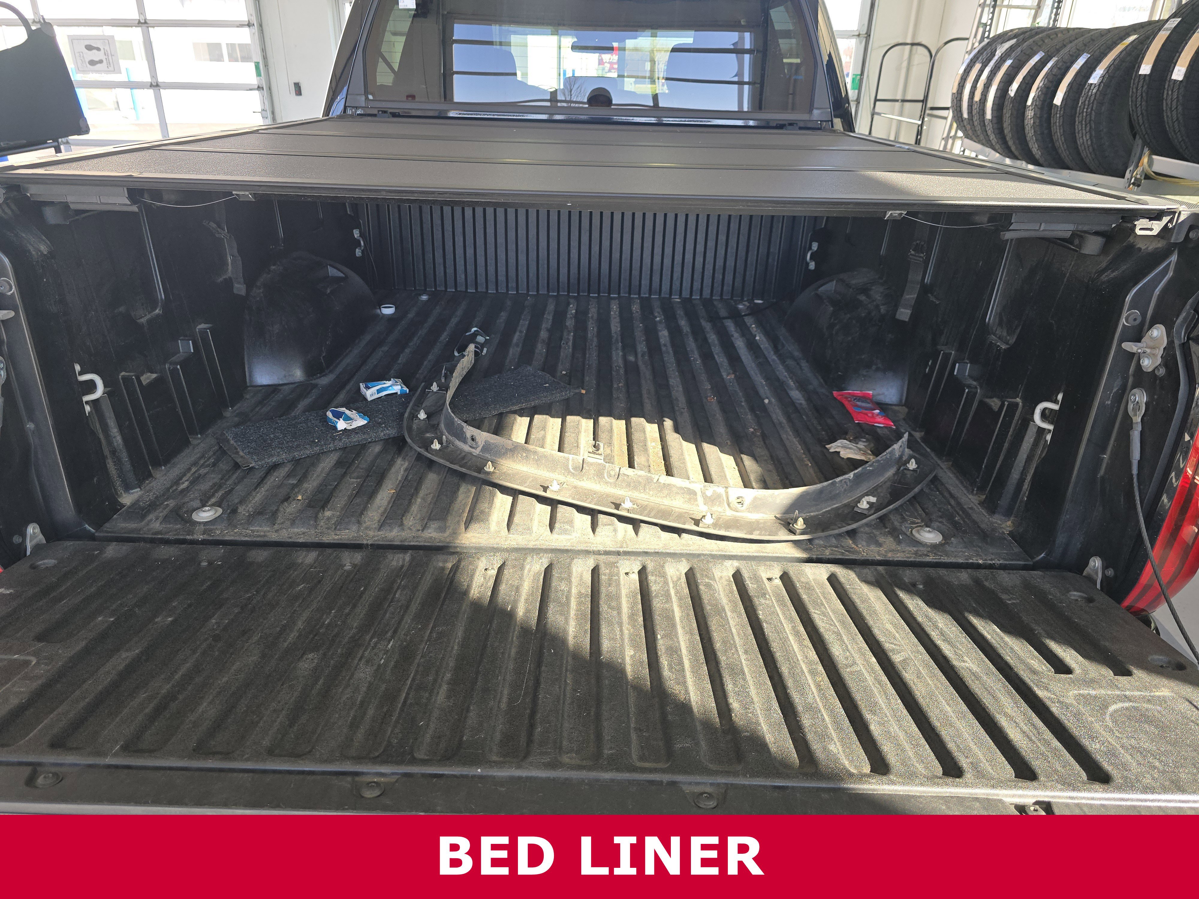 Used 2022 Toyota Tundra SR5 w/ SR5 Convenience Package image 29