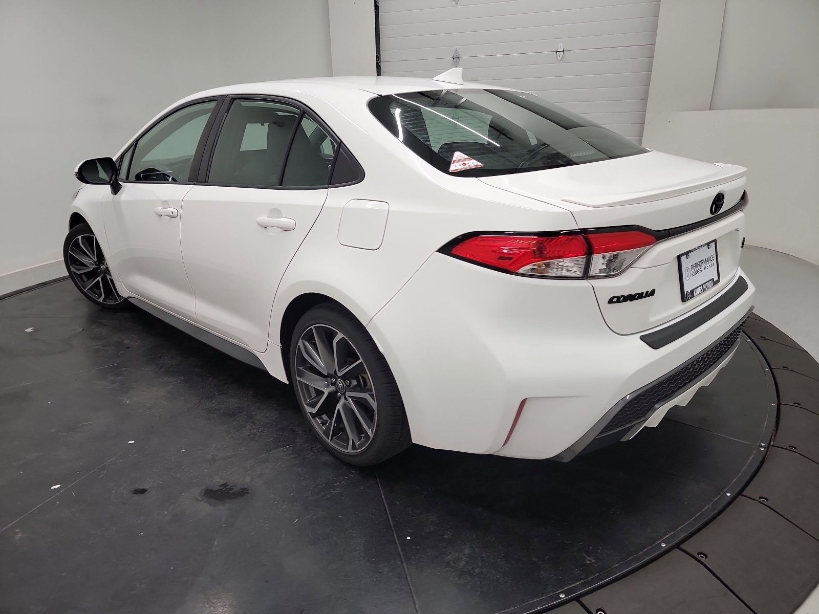 Used 2020 Toyota Corolla SE FWD image 6