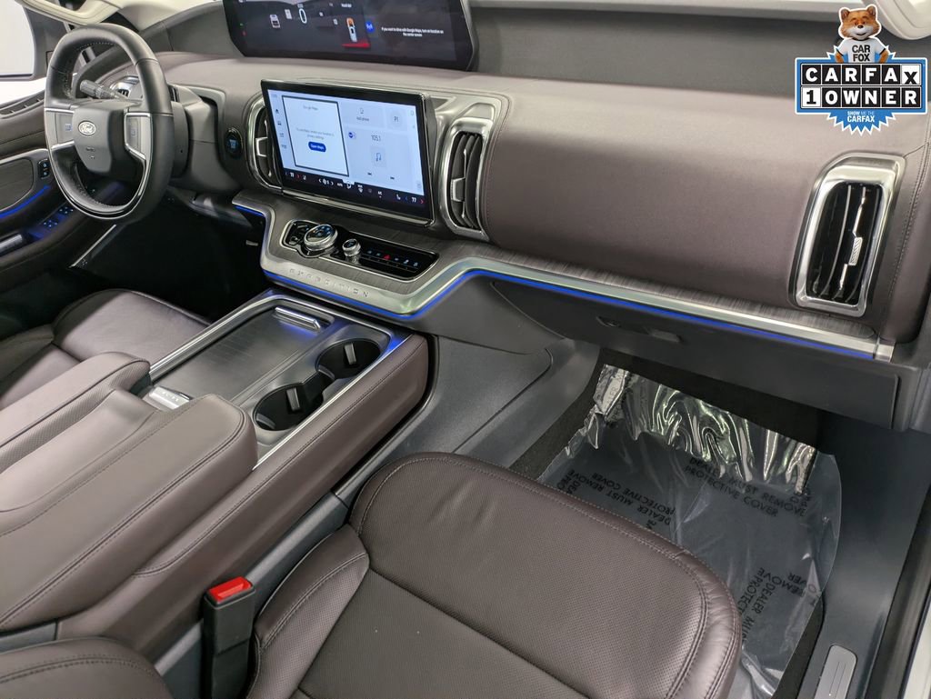 Used 2025 Ford Expedition Max Platinum w/ Platinum Ultimate Package AWD/4WD image 30