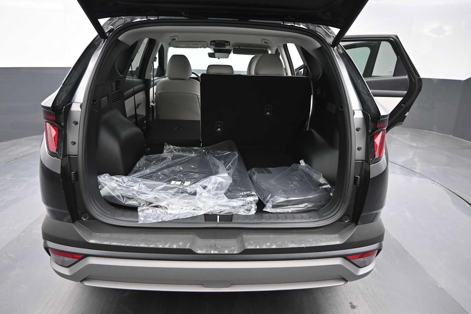 New 2026 Hyundai Tucson SEL Plus AWD/4WD image 13
