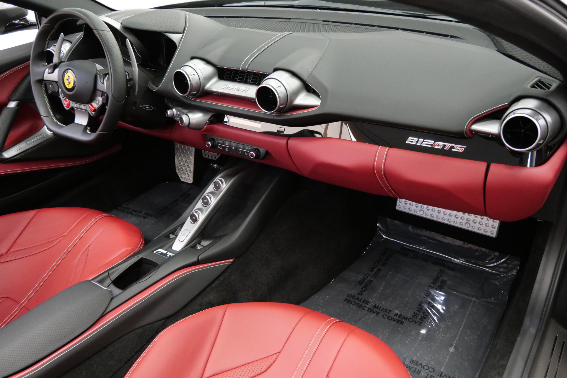 Used 2021 Ferrari 812 GTS RWD image 13
