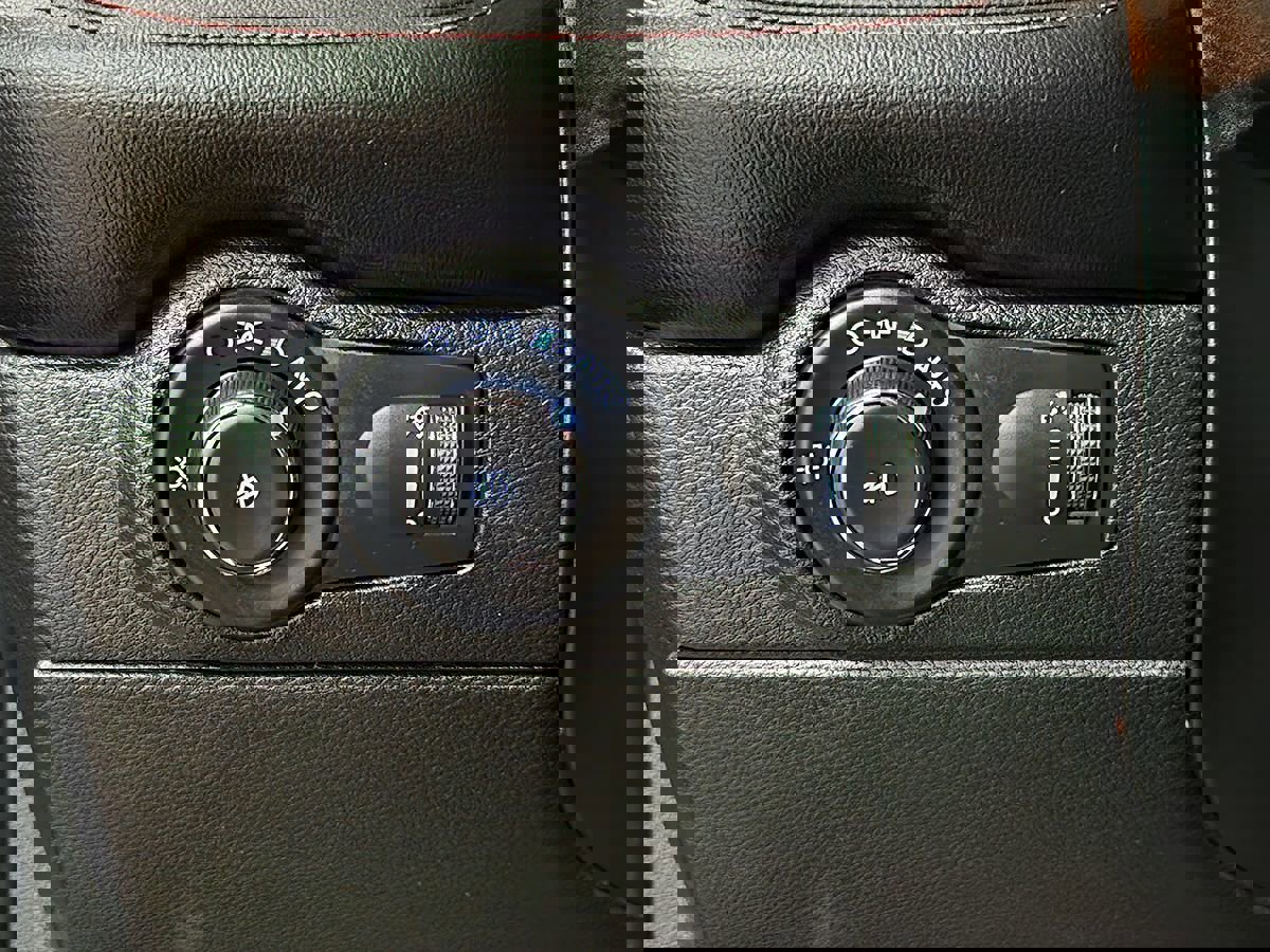 Used 2022 Dodge Durango R/T w/ Blacktop Package image 41