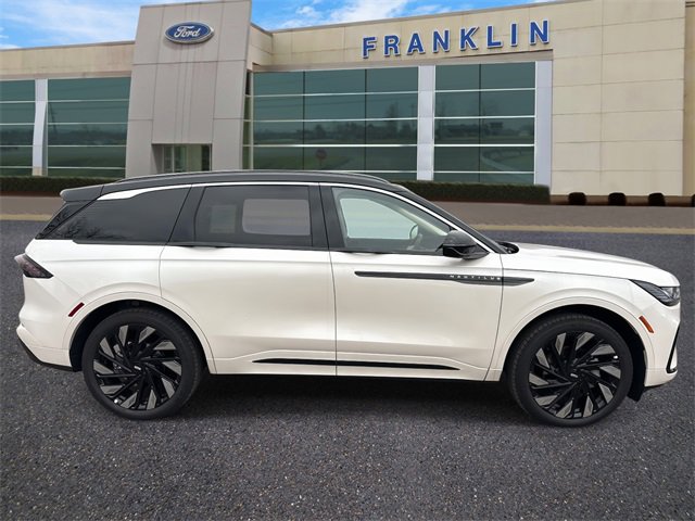 New 2026 Lincoln Nautilus Black Label w/ Jet Appearance Package image 8