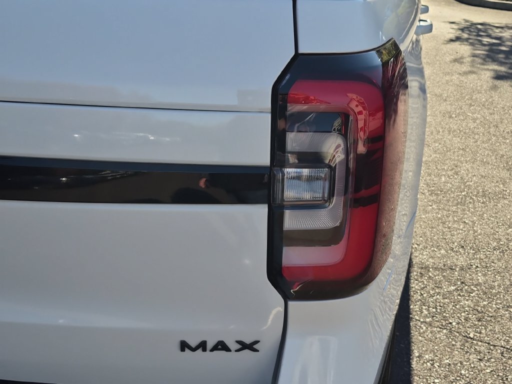 Used 2023 Ford Expedition Max Limited AWD/4WD image 13