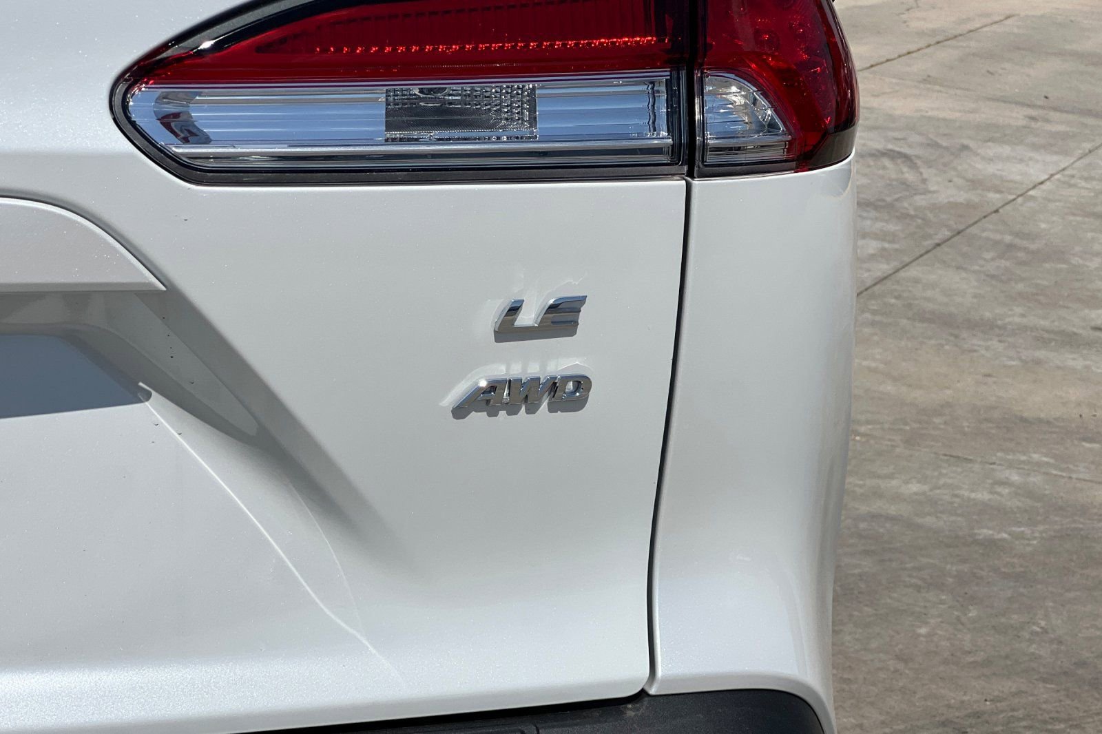 Certified 2025 Toyota Corolla Cross LE image 21