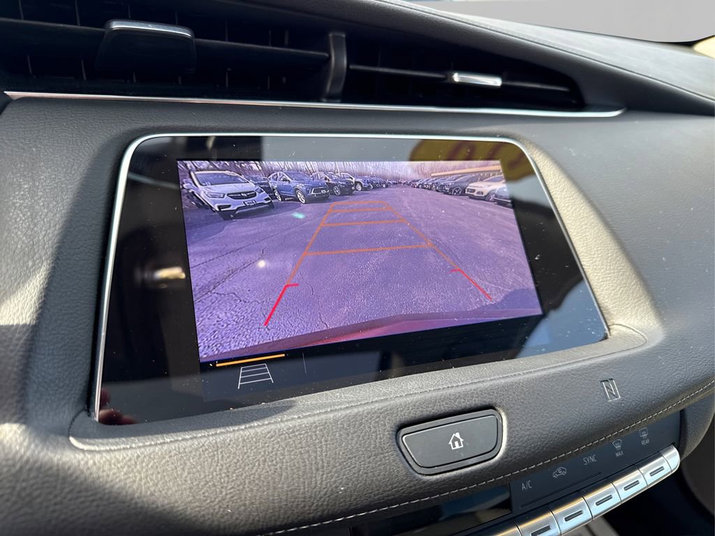 Used 2019 Cadillac XT4 Luxury w/ Cold Weather Package image 32