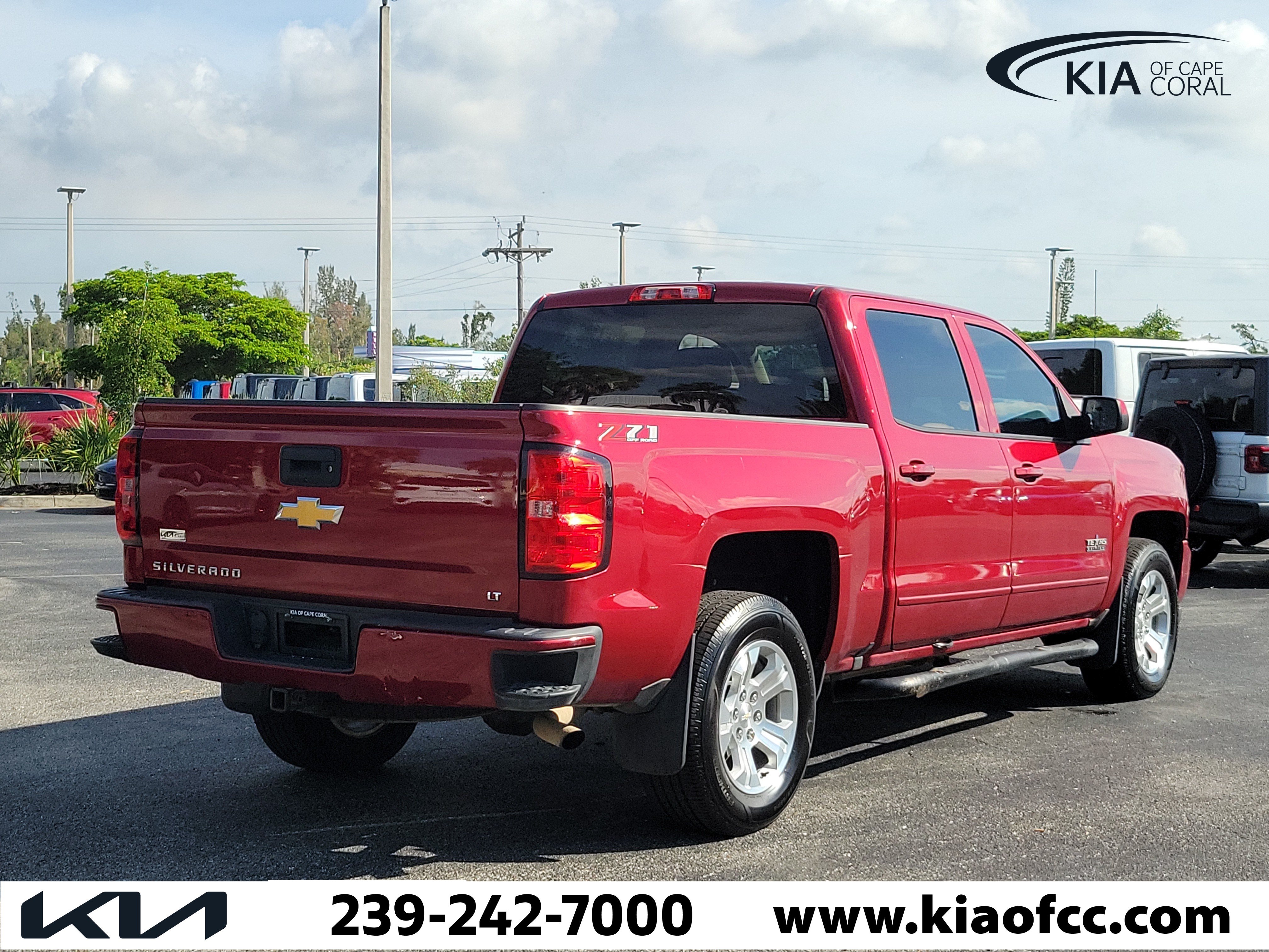 Used 2018 Chevrolet Silverado 1500 LT w/ Texas Edition AWD/4WD image 6