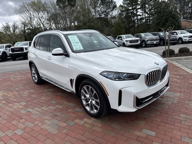 Used 2025 BMW X5 xDrive50e AWD/4WD image 38