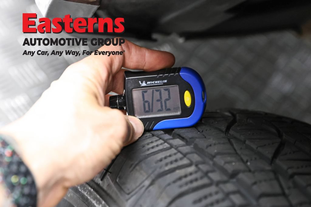 Used 2020 Toyota Tacoma SR5 AWD/4WD image 27