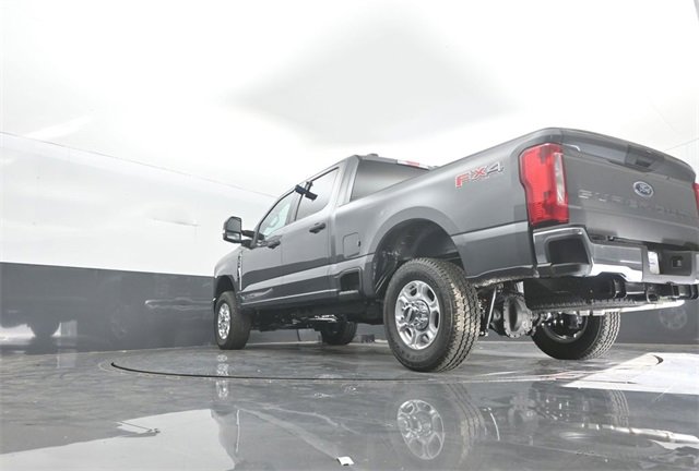 New 2026 Ford F350 XLT w/ FX4 Off-Road Package image 30