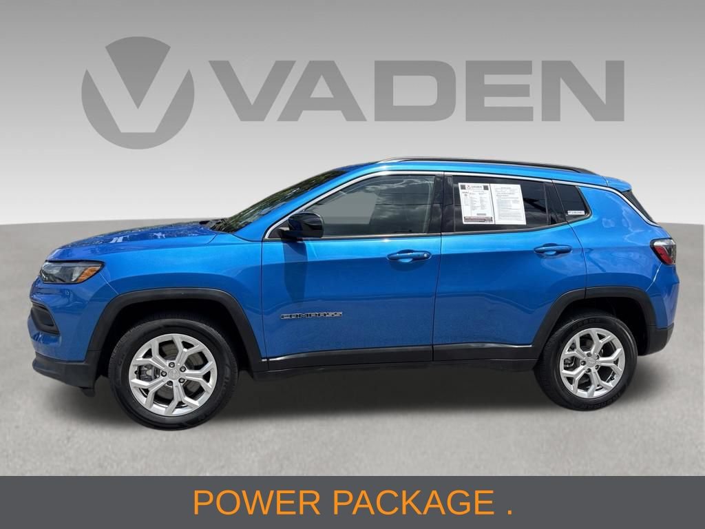Used 2024 Jeep Compass Latitude AWD/4WD image 9
