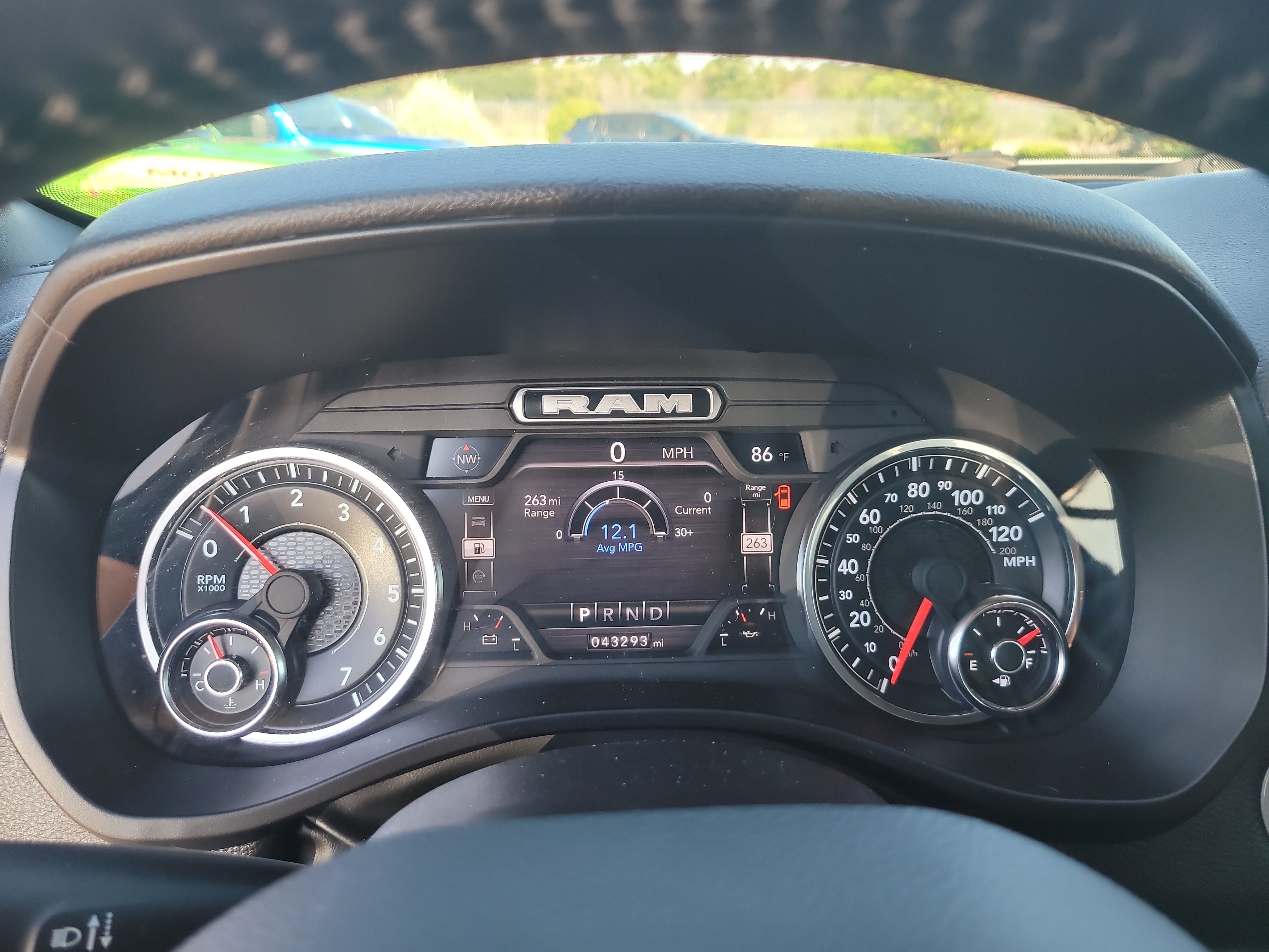 Used 2024 RAM 1500 Big Horn AWD/4WD image 30