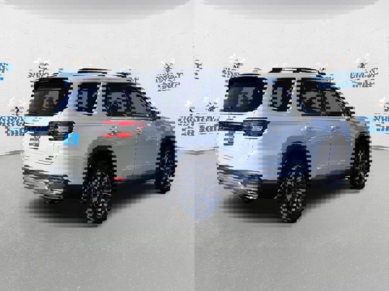 New 2025 Honda Pilot Touring image 3