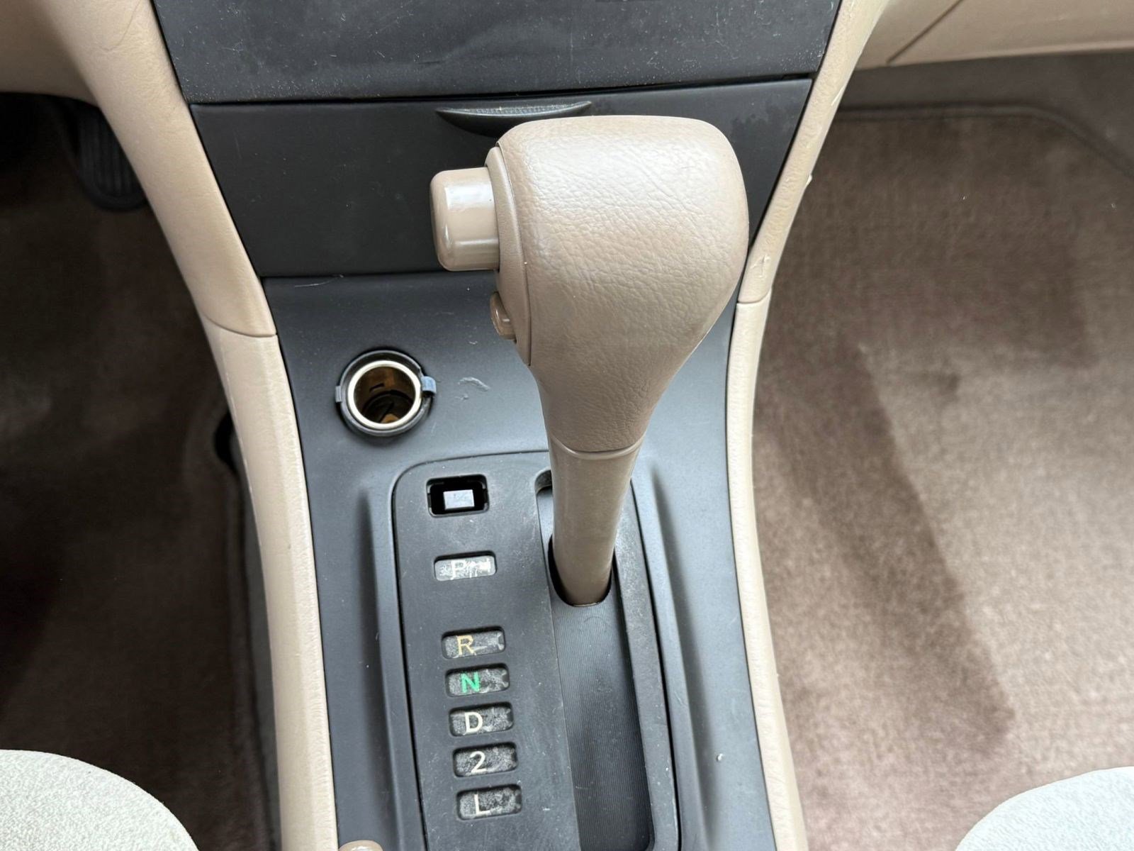 Used 2003 Toyota Corolla CE image 22