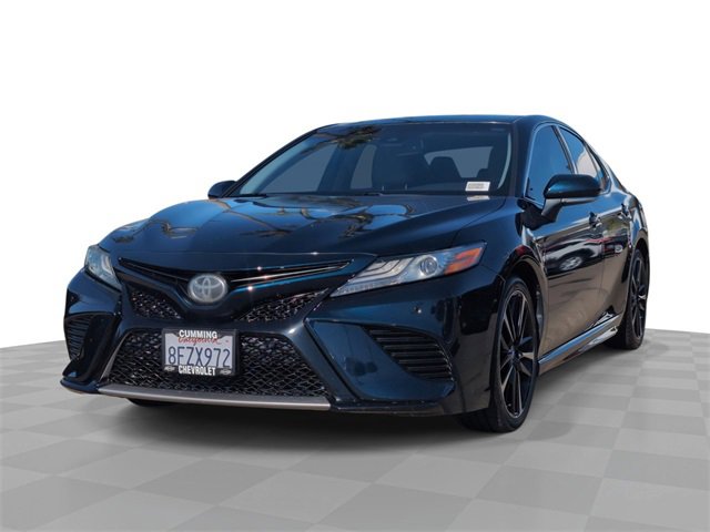 Used 2018 Toyota Camry XSE image 1