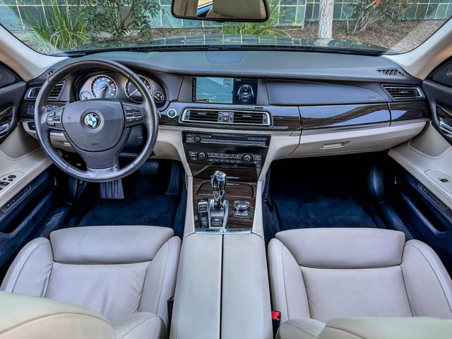 Used 2011 BMW ActiveHybrid 7 Li RWD image 27