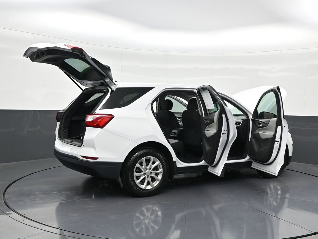 Used 2020 Chevrolet Equinox LS image 37