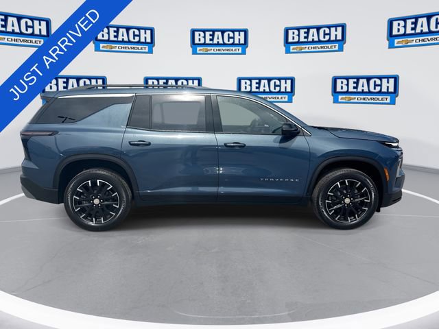 New 2026 Chevrolet Traverse LT w/ Sun and Wheel Package FWD image 9