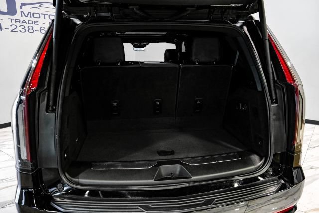 Used 2024 Cadillac Escalade Sport w/ LPO, ONYX Package AWD/4WD image 71