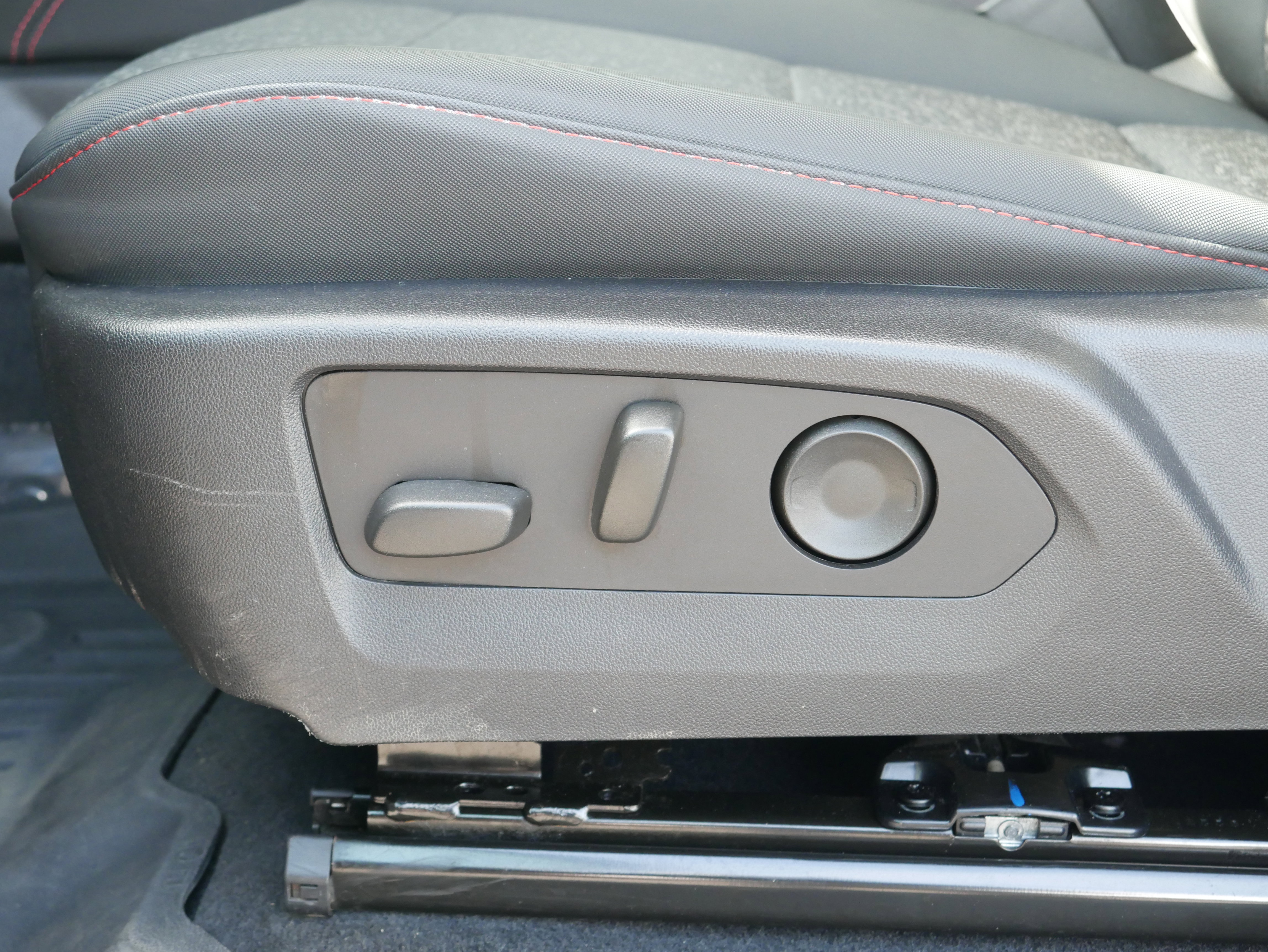 Certified 2023 Chevrolet Colorado Z71 w/ Z71 Convenience Package 2 image 14