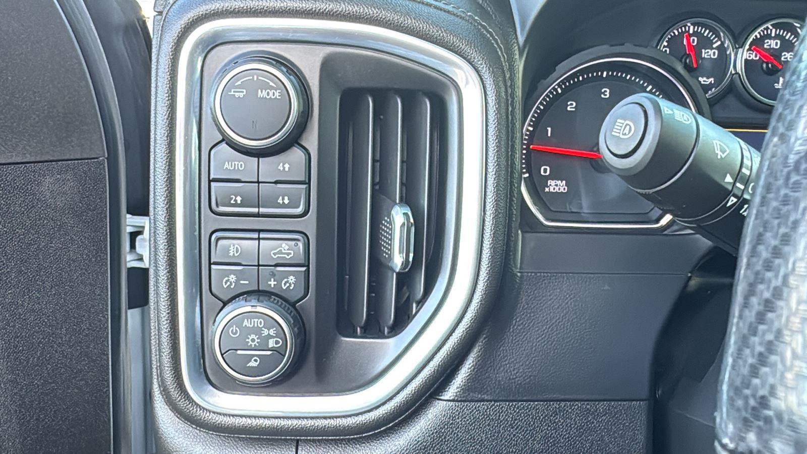 Certified 2022 Chevrolet Silverado 3500 LTZ w/ LTZ Plus Package image 14