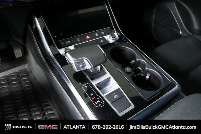 Used 2025 Audi Q8 Premium Plus AWD/4WD image 19