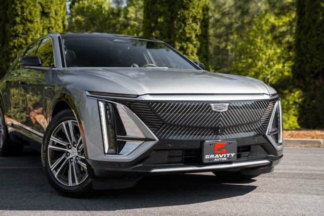 Used 2024 Cadillac Lyriq Luxury RWD image 6