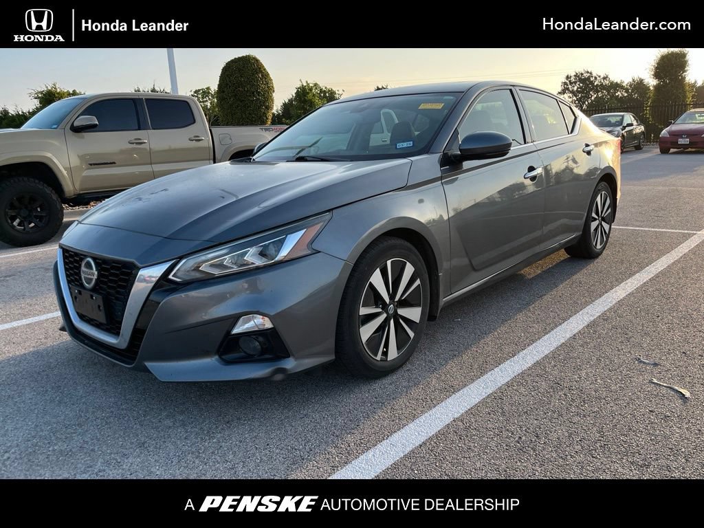 Used 2020 Nissan Altima 2.5 SV FWD image 1