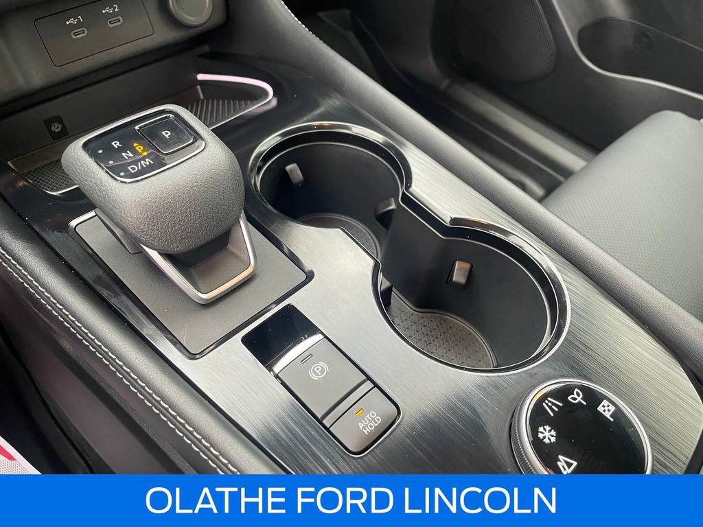 Used 2025 Nissan Rogue Platinum image 11