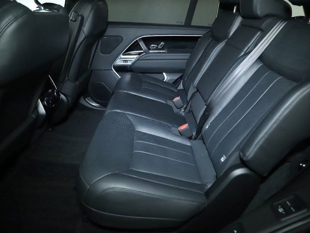 Used 2023 Land Rover Range Rover Long Wheelbase SE AWD/4WD image 26