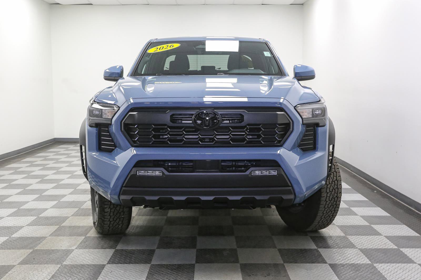 Used 2026 Toyota Tacoma TRD Off-Road AWD/4WD image 3