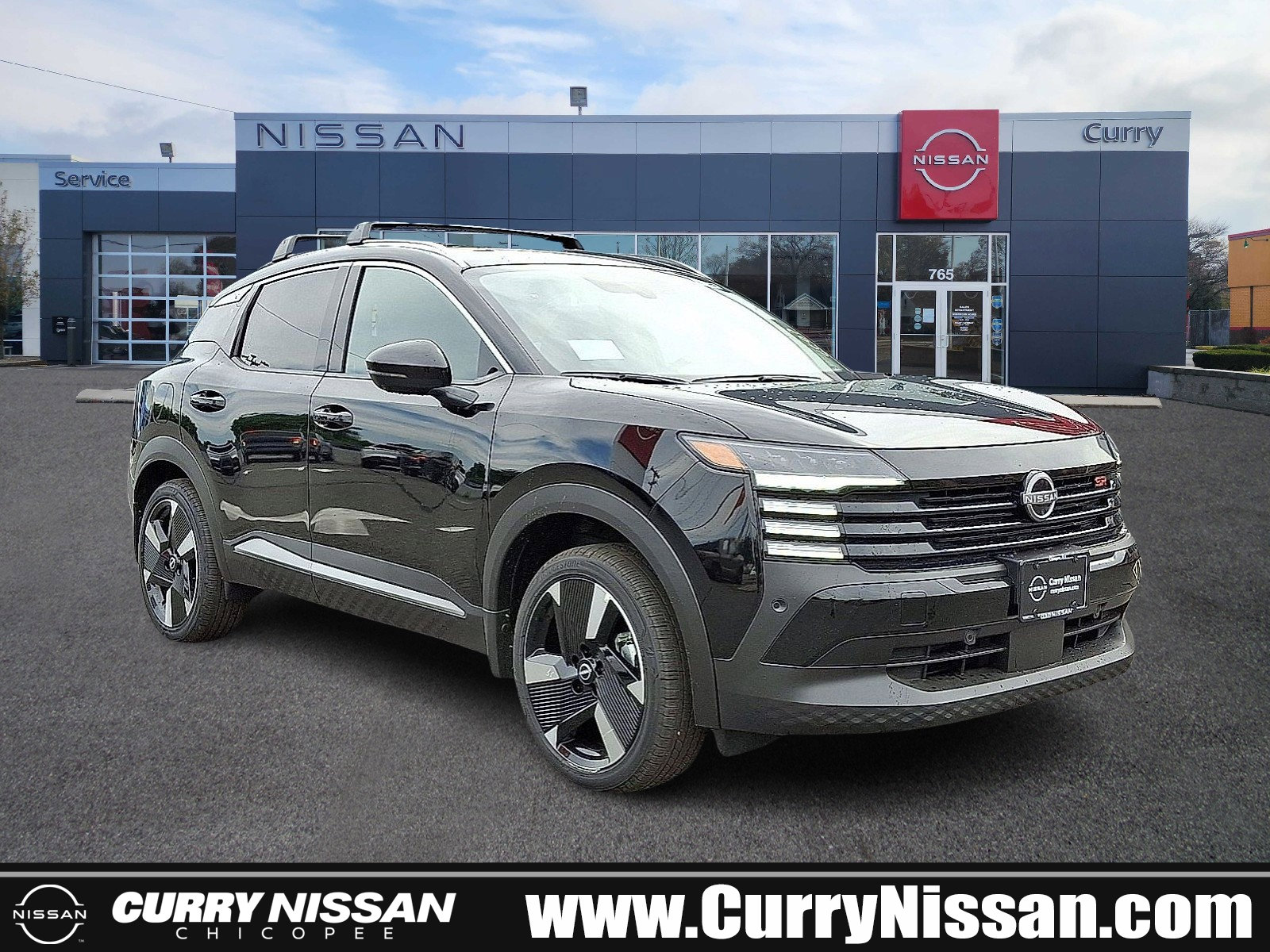 New 2025 Nissan Kicks SR