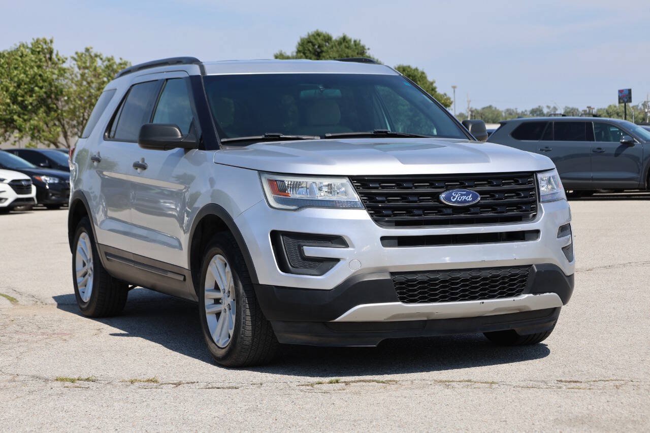 Used 2016 Ford Explorer 4WD image 4