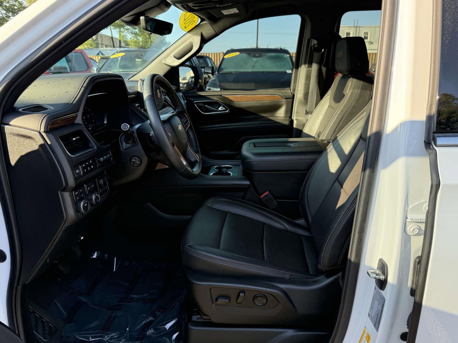 Certified 2023 Chevrolet Suburban High Country image 19