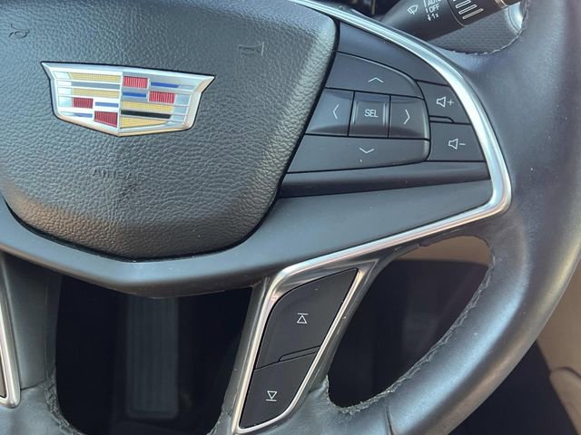 Used 2017 Cadillac XT5 Luxury w/ Driver Awareness Package AWD/4WD image 27