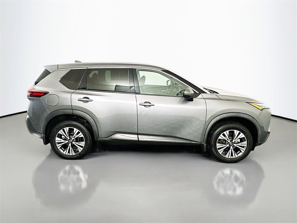 Used 2021 Nissan Rogue SV image 8