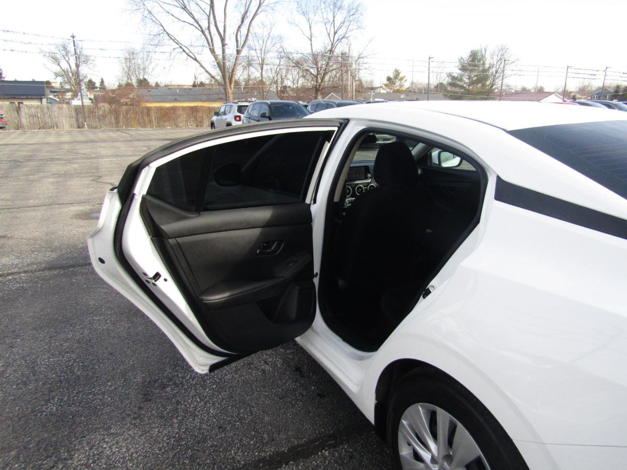 Used 2025 Nissan Sentra S w/ Lighting Package image 18
