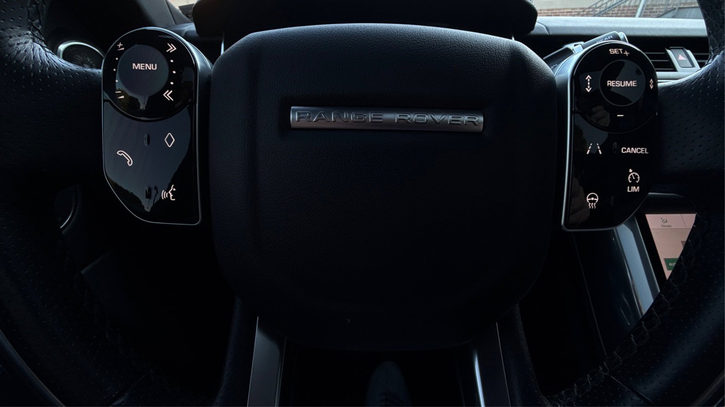 Used 2019 Land Rover Range Rover Sport Supercharged AWD/4WD image 12