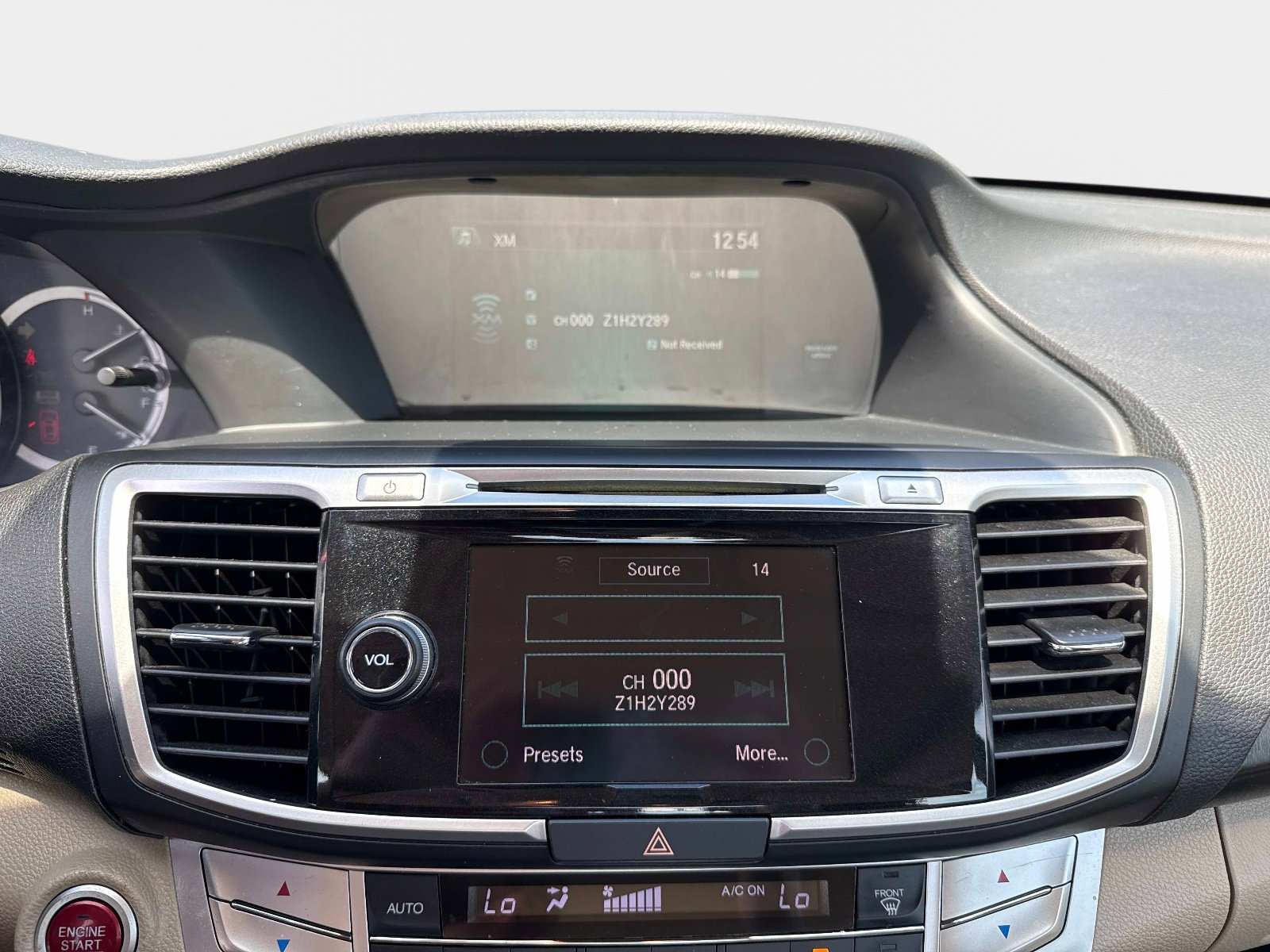 Used 2014 Honda Accord EX-L image 23