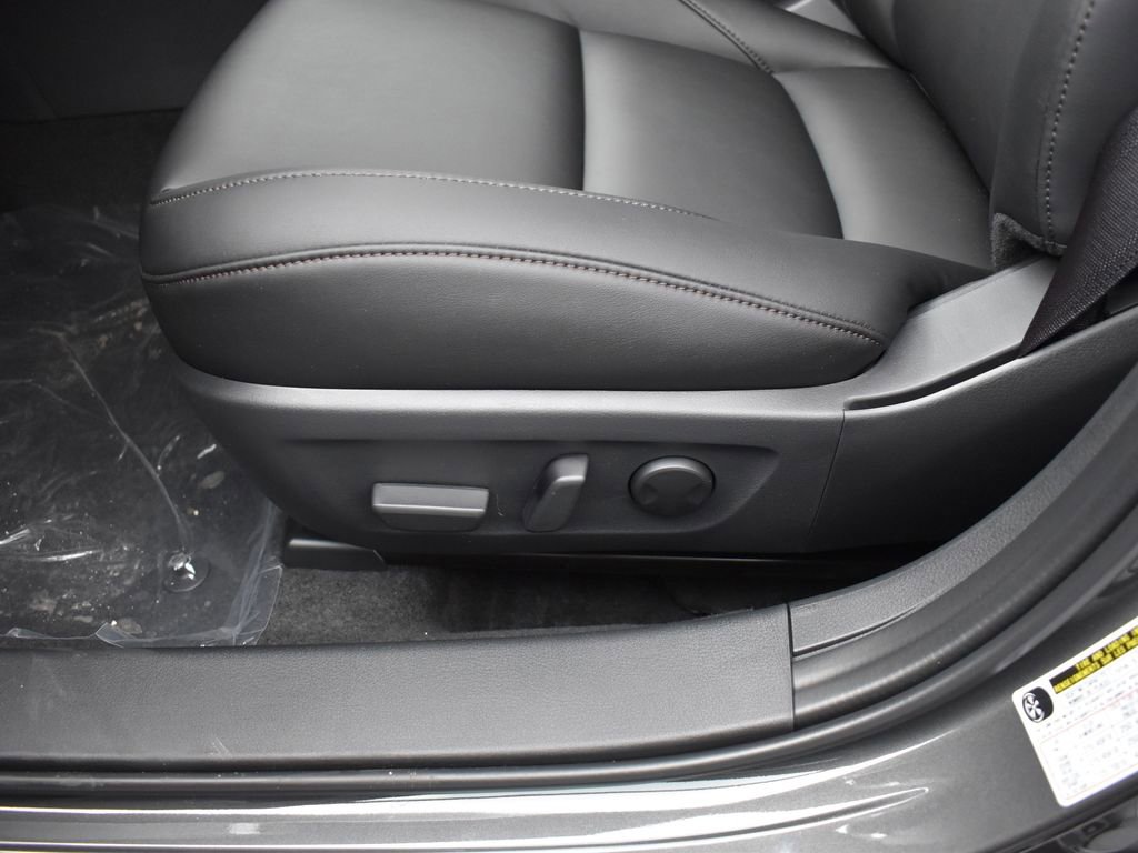 Used 2023 MAZDA MAZDA3 s image 16