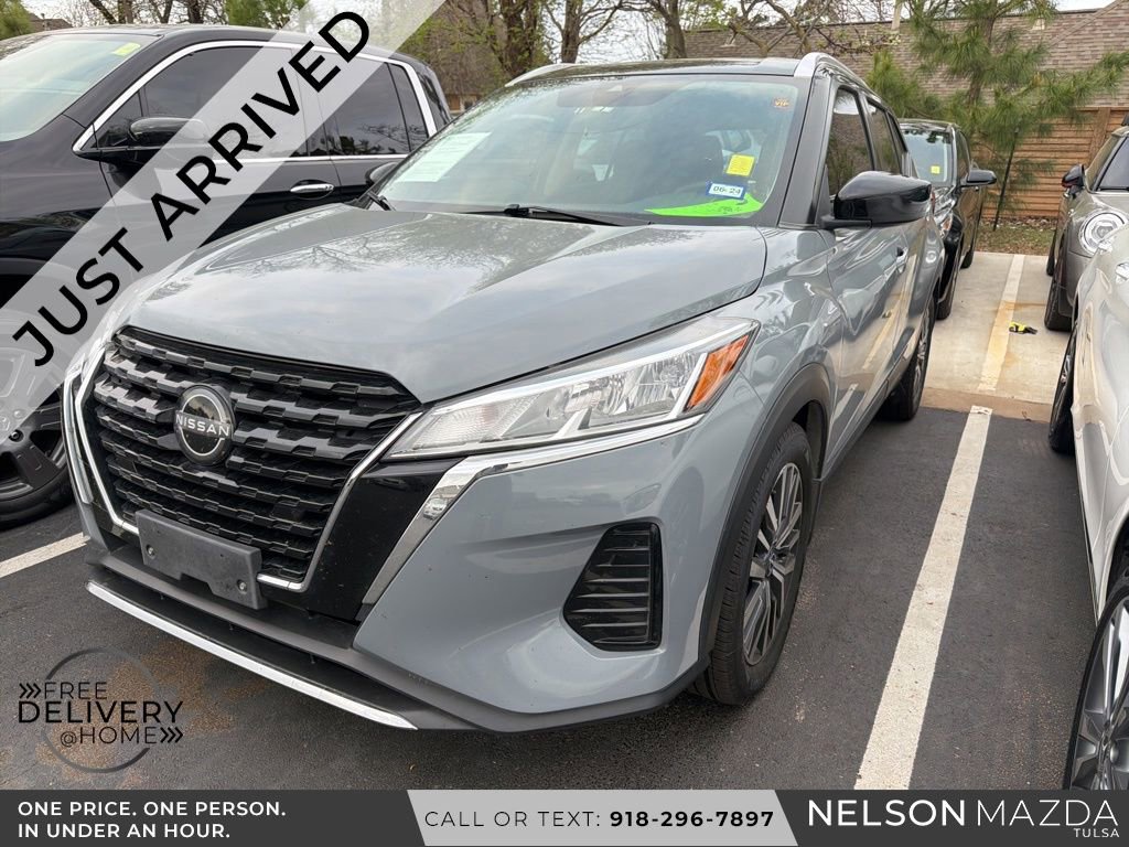 Used 2022 Nissan Kicks SV