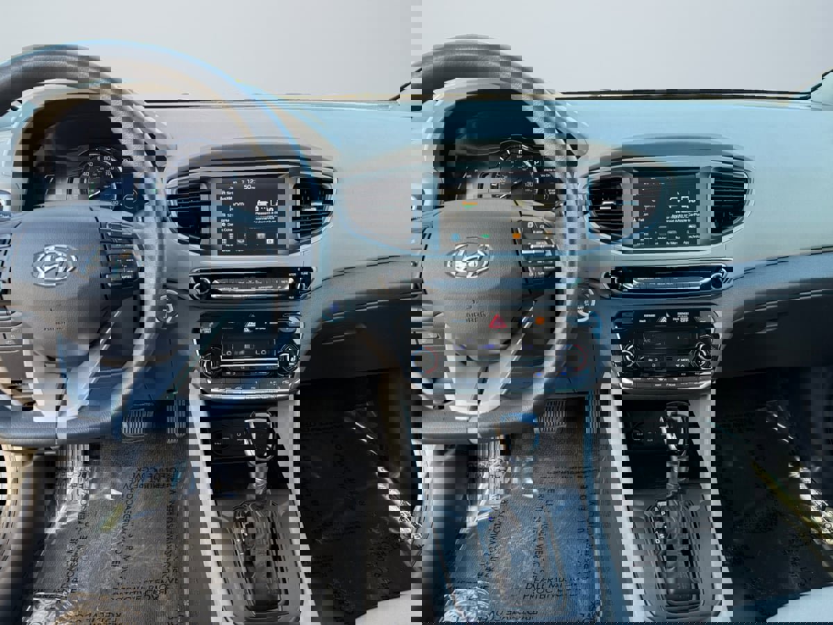 Used 2019 Hyundai Ioniq Blue image 9